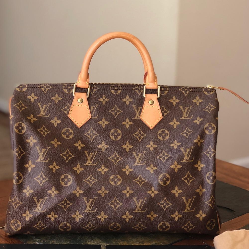 Authentic Louis Vuitton Speedy 35